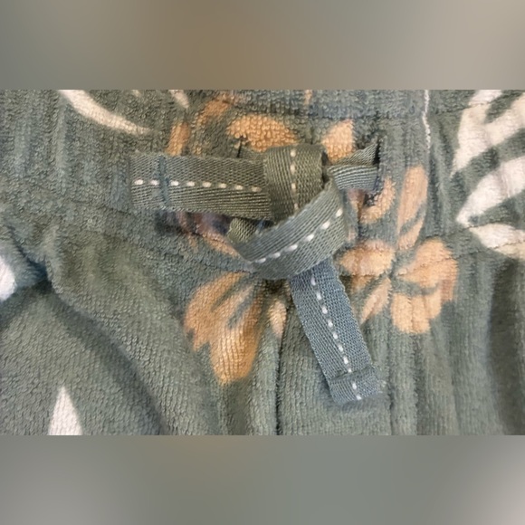 NWT- Janie and Jack Tropical Floral Terry Matching Set - Picture 6 of 7